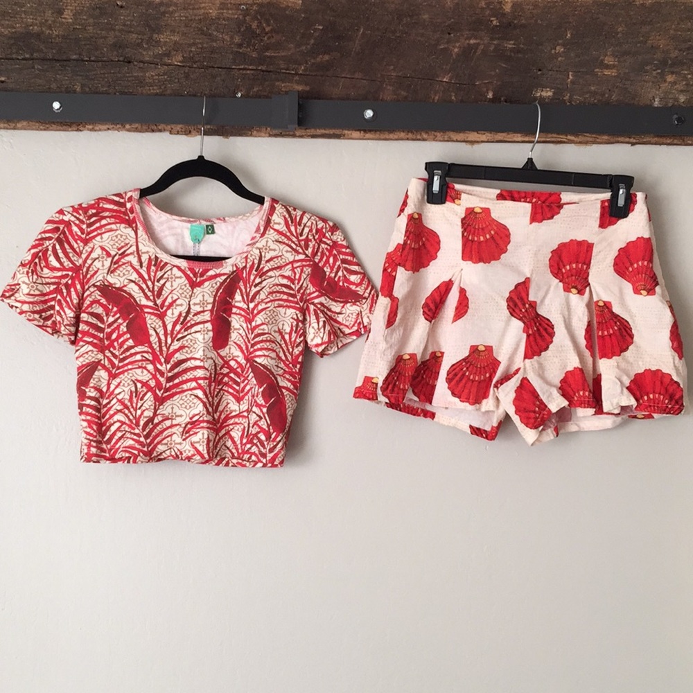 Farm Rio Skort and Crop Top Set - Picture 5 of 8
